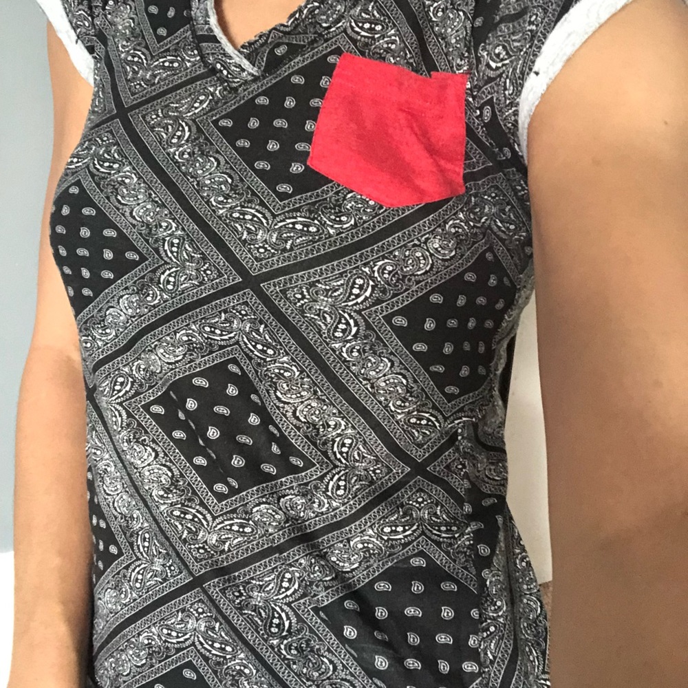 Red Pocket Shirt❤️